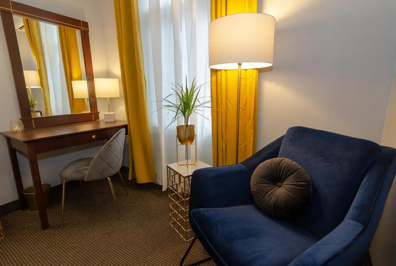 **** Hotel Maison Cartier Montreal Canada